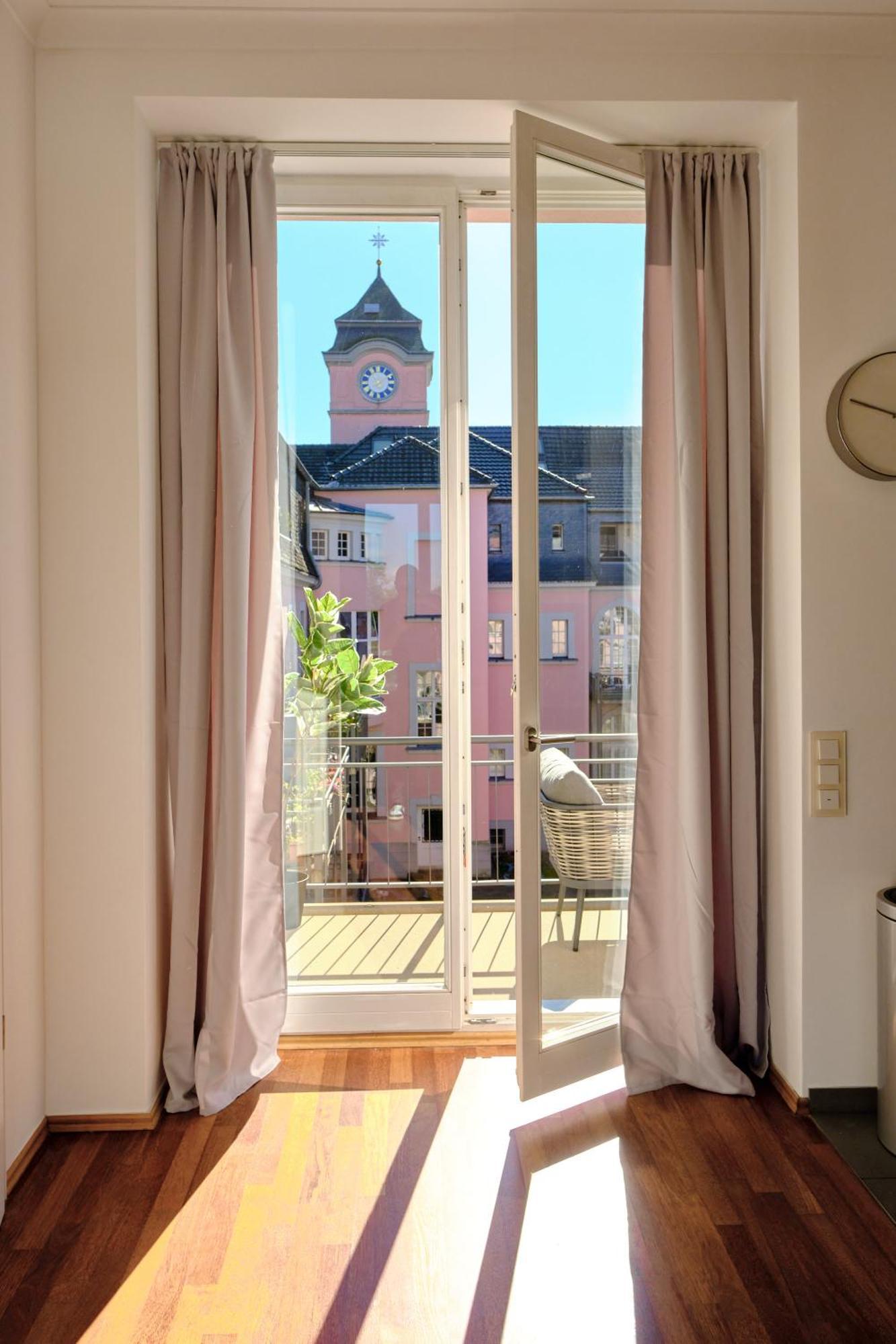 Historisches Deluxe Apartment Im Marianum Neuss Exteriér fotografie
